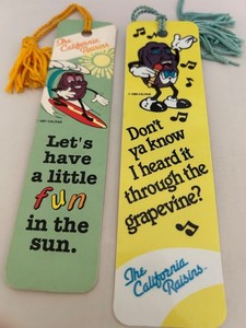 TWO VINTAGE UNUSED COLLECTIBLE CALIFORNIA RAISIN BOOKMARKS