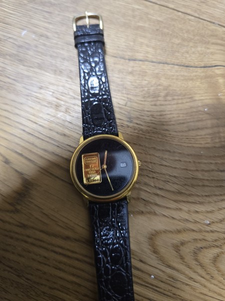 Uhr Mit 1 g Gold urech