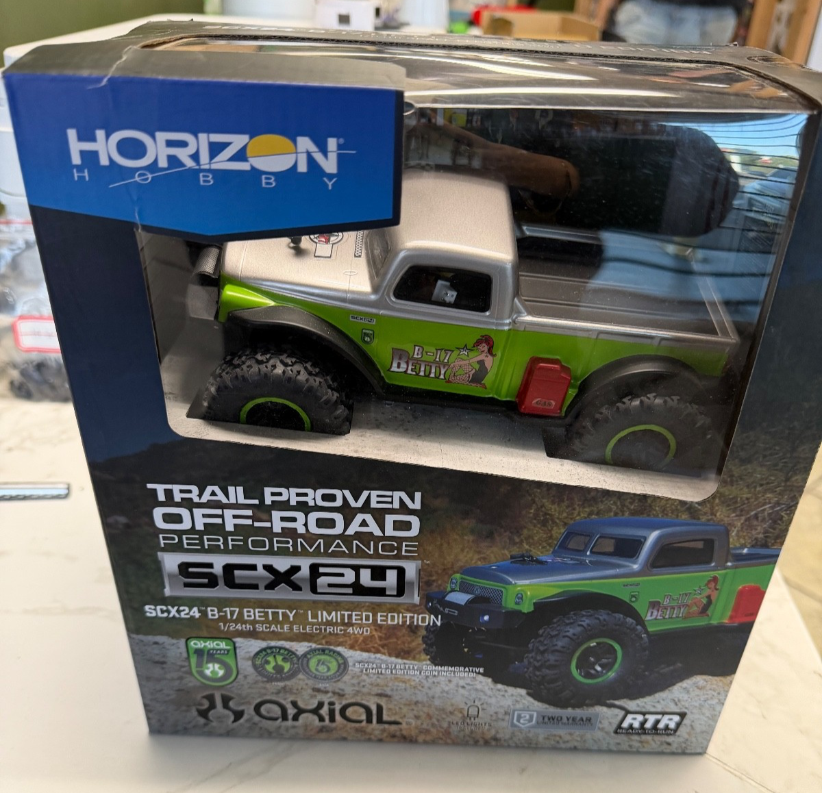 Axial SCX24 B-17 Betty Limited 1/24 4WD-RTR - Green (AXL00004) for