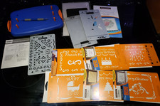 Fiskars Mini Shape Boss Embossing System Stylus 9 Stencils Parchment Kit