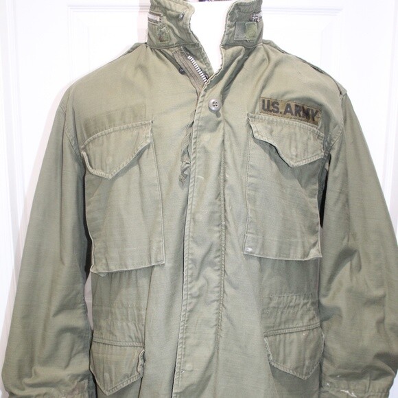 Vintage Vietnam Era 1968 US Army M-65 Field Jacket OG-107 Sateen
