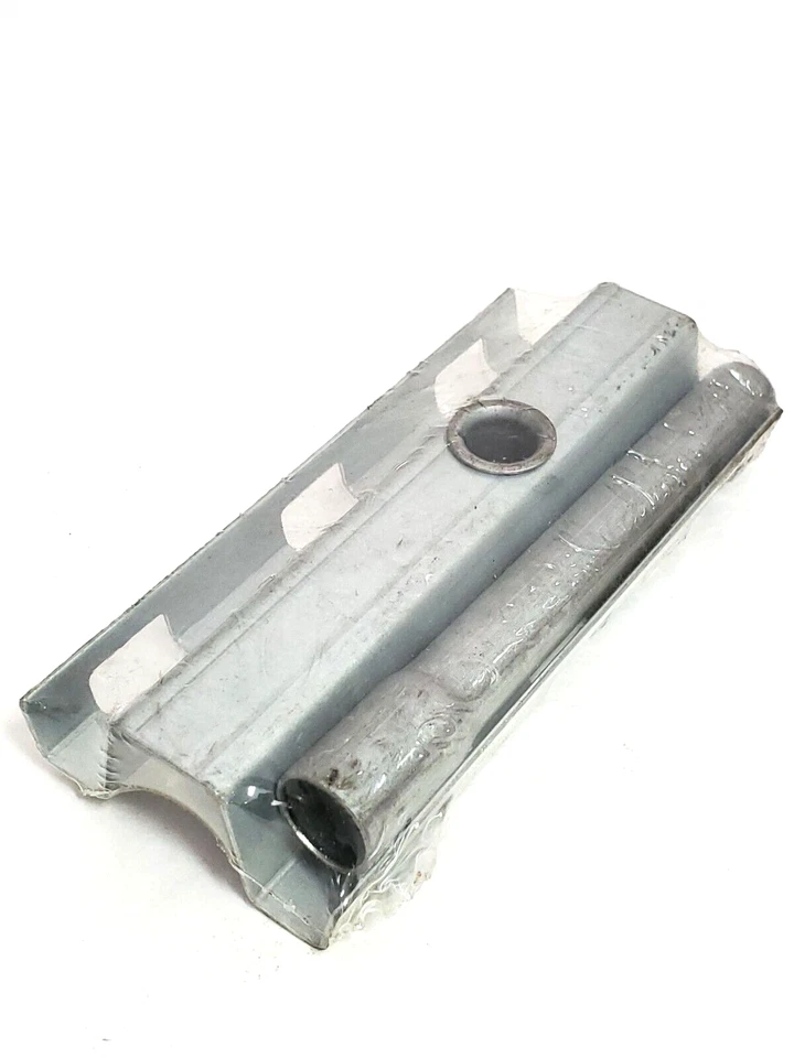 Legrand-Cablofil FASPCH150PG 6" Soporte de montaje FAS suspensión descentrada (HR) Foto 2 de 4