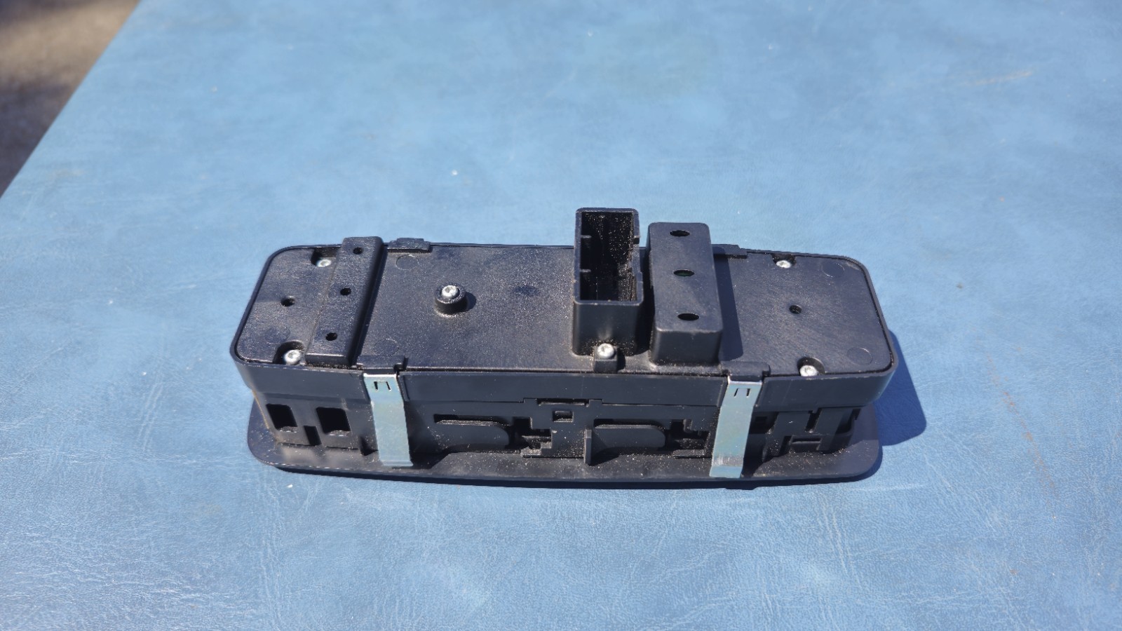 Maserati Quattroporte 2014 Window switch P/N 10095652