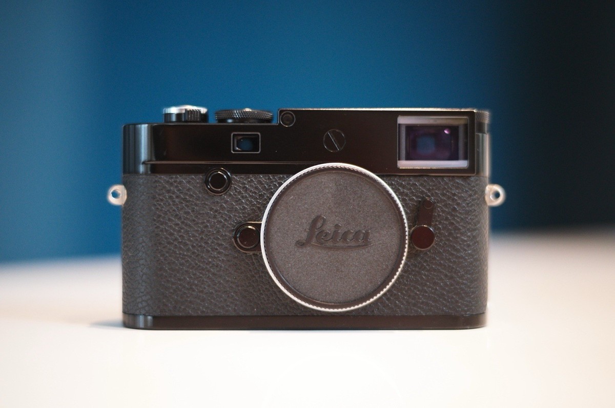 Leica M10-R 40.0MP Digital Rangefinder Camera - Black Paint Finish
