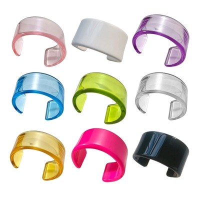 Contemporary Resin Link Bracelet Elegant Designs Suitable for Special Occasions