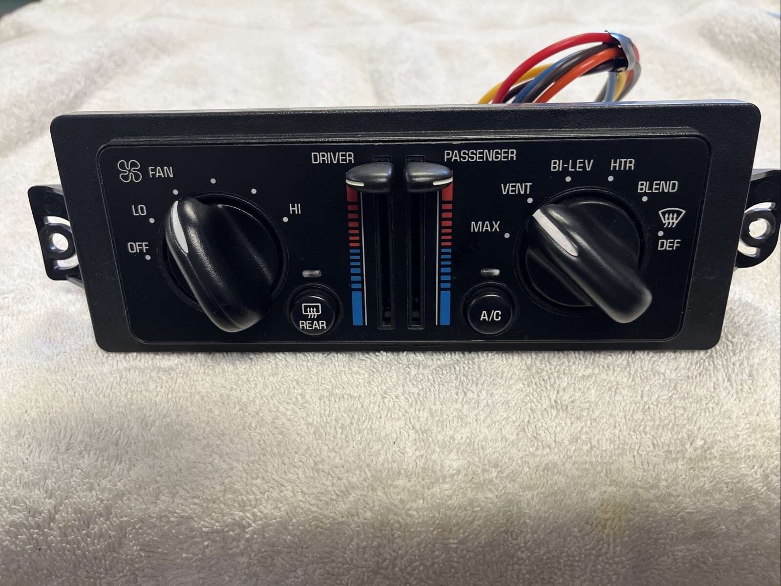 2000-2005 BUICK CENTURY CLIMATE A/C HVAC HEATER TEMPERATURE CONTROL SWITCH