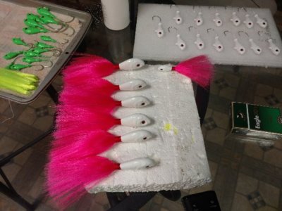 6 pcs  SPRO  Bucktail Jigs (unpainted)  1/4 oz up to 8 oz