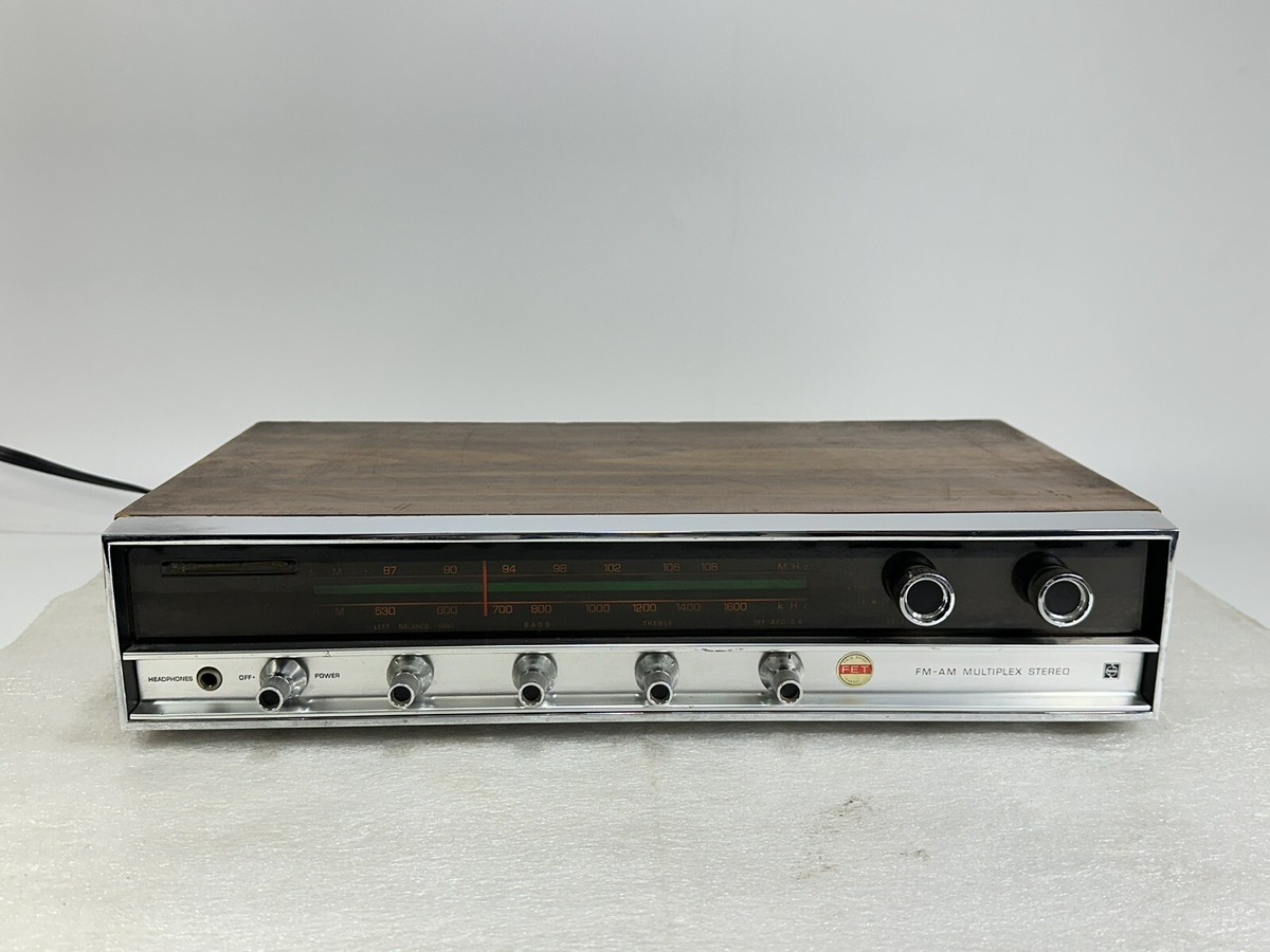 Vintage 1970's Panasonic RE-7670 DFM ~ AM/FM Stereo Receiver