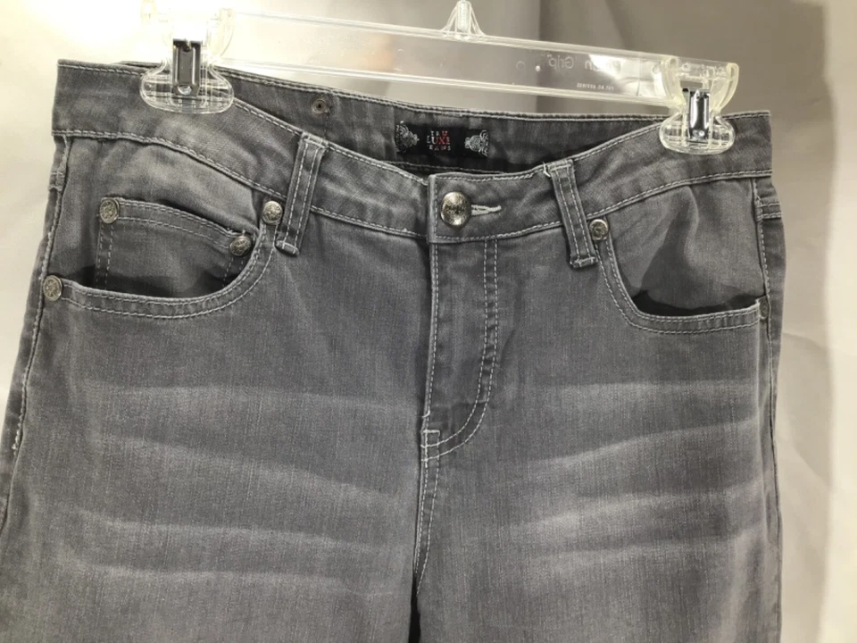 Calça jeans Tru Lux cinza feminina tamanho 30/10 strass perna reta - Imagem 2 de 4
