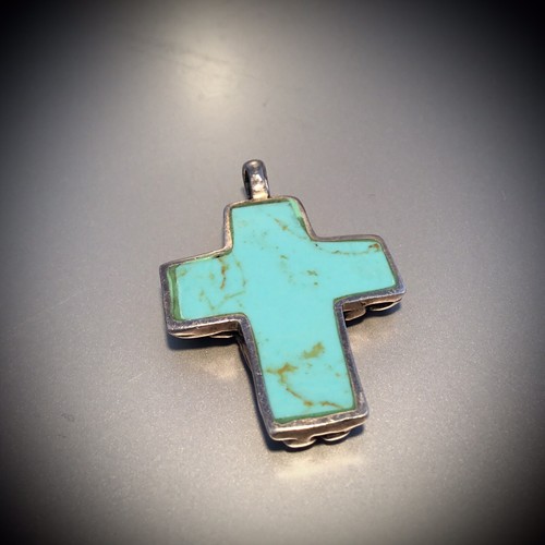 VINTAGE STERLING SILVER TURQUOISE CROSS 