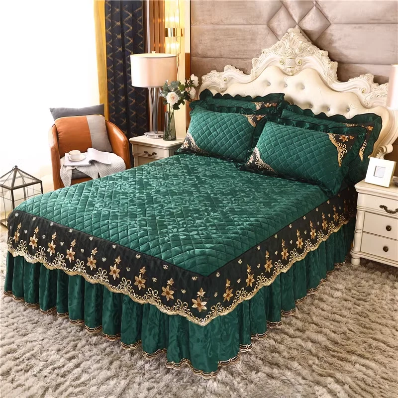 Colcha acolchada acolchada de terciopelo retro sábana floral con volantes falda de cama funda de cama Foto 3 de 4