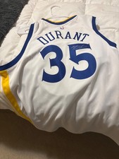Kevin Durant signed warriors jersey size 52 (men’s xl)  