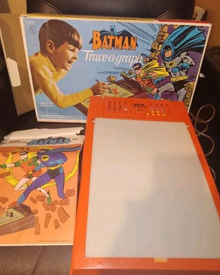 Vintage Eminee 1966 Batman Trace-a-graph Electric Drawing Toy ORIGINAL BOX! **