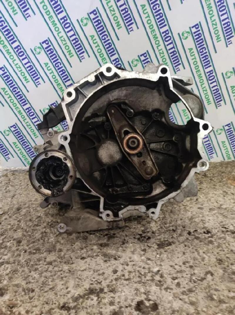 02T300058C CAMBIO COMPLETO VOLKSWAGEN POLO (6R) 1.2 (44Kw) Ber. 3p/b/1198cc cgp