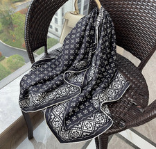 14Momme Twill Silk Totem Print Neckerchief 35'' Scarf Women Bandana Wrap Square