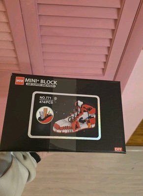3D Retro Sneaker Building Blocks Set  DIY Jordan 1 Bricks Collectible Brick Toy 