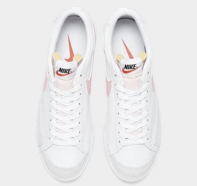 NIB WOMEN 11 NIKE BLAZER LOW PLATFORM WHITE - PINK GLAZE - BLACK DJ0292-103