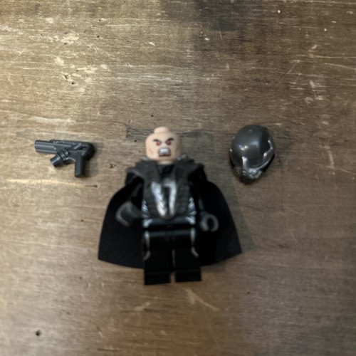 LEGO General Zod 76003 76009 Helmet Cape Super Heroes Man of Steel Minifigure - Picture 4 of 4