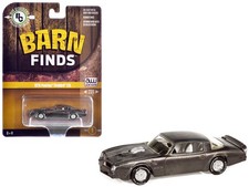 Autoworld AWBC003-AWSP198 1/64 1976 Pontiac Firebird T/A "Barn Finds"