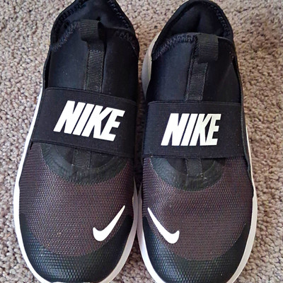 Nike MD Runner 2 19 Atmosphere Grey/White Gum Mesh Low Top Sneakers AO0265-002