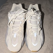adidas Yeezy Men s Low Top Lace-Up Sneaker Be...
