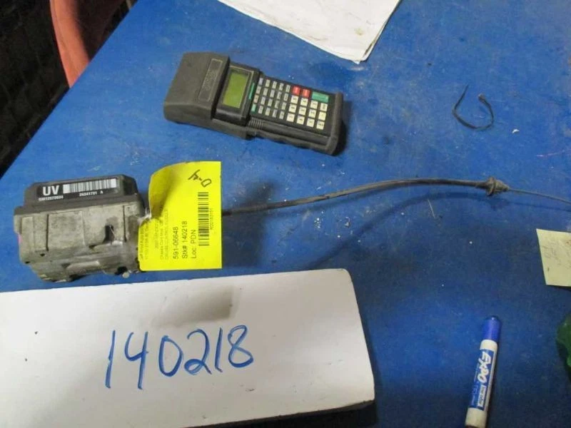 Chasis ECM Control de crucero Firewall izquierdo compatible 01-05 AZTEK 183151 Foto 3 de 4