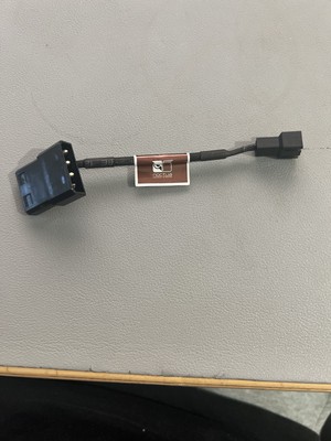 Noctua 4:3-pin Adaptor NA-AC1 (Molex to 3-4pin)