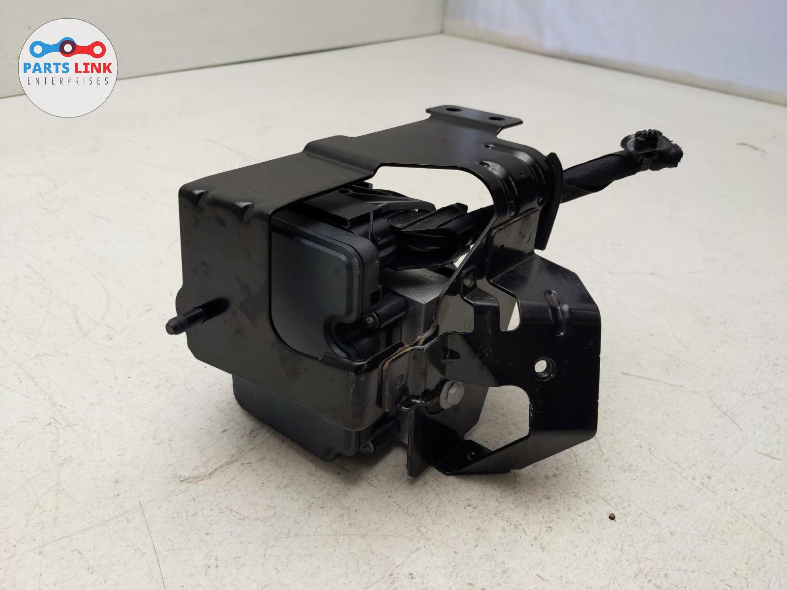 2014-16 MASERATI GHIBLI ABS PUMP ANTI LOCK BRAKE MODULE HARNESS PLUG MOUNT ASSY