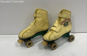 Cabbage Patch Kids Youth Roller Skates Rollerskates Yellow Vinyl