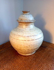 George Owen Jones Studio Pottery - Lidded Pot - 15.5 cm high - Signed
