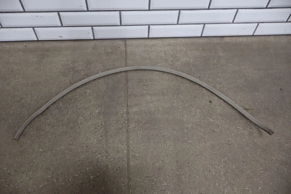 Комплект уплотнений для двери желтовато-коричневого цвета 1991-1997 Toyota Land Cruiser 6 штук - Изображение 2 из 4