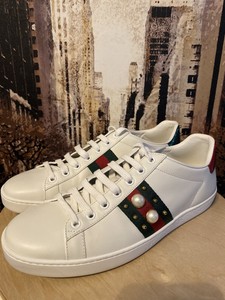 gucci studded sneakers