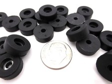 Screw Bolt on Bumper Pad Rubber Foot Fit 0, 1/16" Screw Hole, 1/2" OD 3/16 Tall