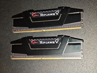 G.Skill Ripjaws 16GB (2x8GB) DDR4 3200 CL16 RAM Arbeitsspeicher Kit
