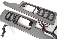 GMC 1990 1994 Sierra Tahoe Window Lock Switch Driver Side Door Trim OEM F10