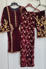 Maroon Velvet Embroidered Salwar Kameez with Gold Floral Detailing Women Size M