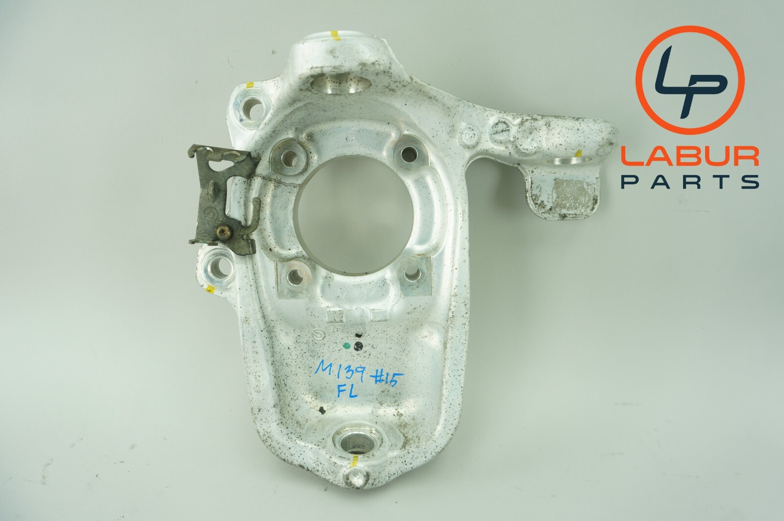 M139 Maserati 04-08 Quattroporte Front Left Driver Side Control Arm Set Z4577