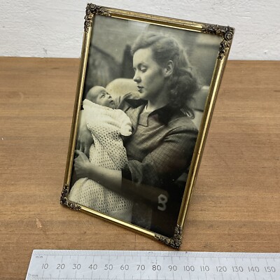 Kleiner Vintage goldfarbener Metallbilderrahmen