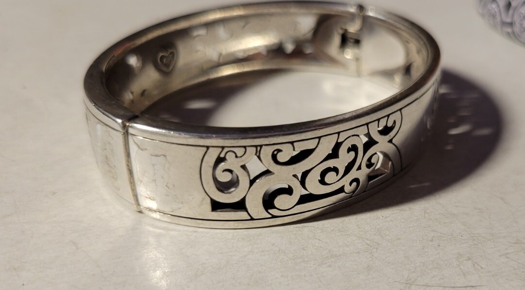 Brighton MINGLE Silver Scrolled Hinged Bangle Bra… - image 4