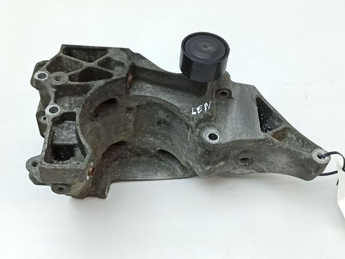 BMW X1 E84 2010 Lichtmaschine Halterung 13992010 Diesel N47D20C PUM62557