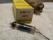 Amperex DM70 NOS NIB Electron Vacuum Tube Tuning Indicator Magic Eye DM 70