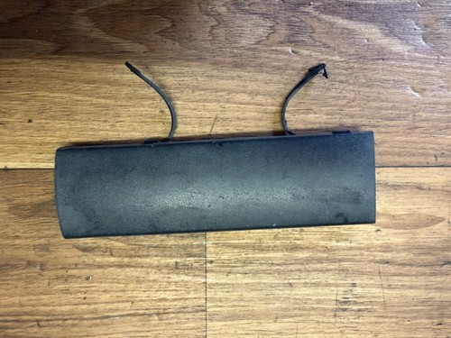 BMW E36 Frontschürze Stoßstange Stoßleiste Leiste Abschleppöse 51 11 8 146 078