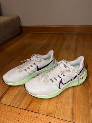 Nike Air Zoom Pegasus 39 Womens Size 7.5 Red Plum Volt Running Shoes DH4072-101
