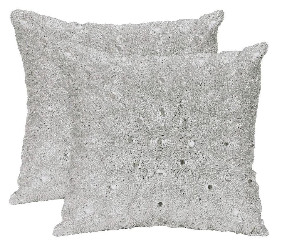 Funda de almohada Lightnpro de lujo plateada con cuentas a mano - 12x12 pulgadas, mano exquisita... Foto 2 de 4