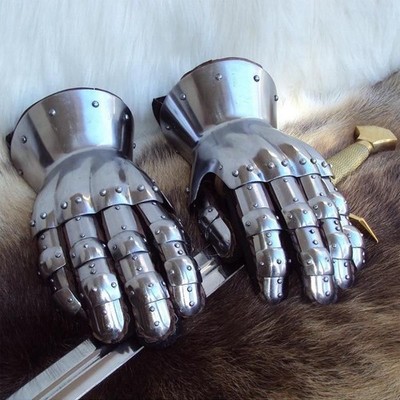 Mittelalterliche Sanduhr Stulpen - 16 Gauge ideal für Vollkontakt Reenactment LARP