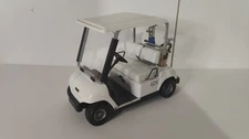Road Signature Yamaha 1:12 Golf Cart w/ Removable Golf Bags and Clubs