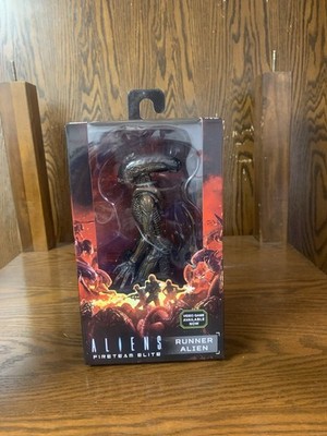 NECA Aliens Fireteam Elite Runner 7'' Action Figure 2022 xenomorph fire team