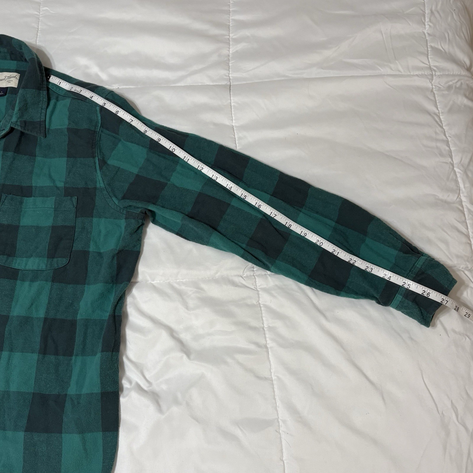 Universal Thread Medium Green Plaid Button-Down F… - image 7