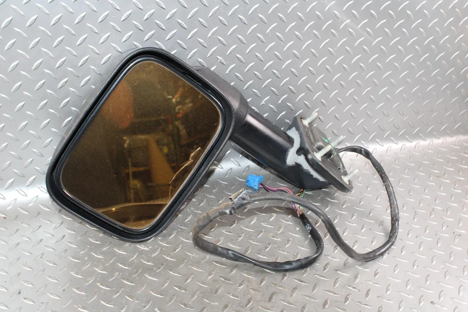 06-07 Hummer H2 *WORN* Chrome Driver Side Left LH Power Door Mirror OEM OE WTY - Image 2 of 4