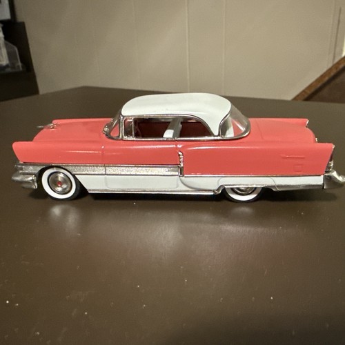 Brooklin Models - Chevrolet cameo 1955 - neuf boite - ref 53x, Vente aux enchères : Jouets